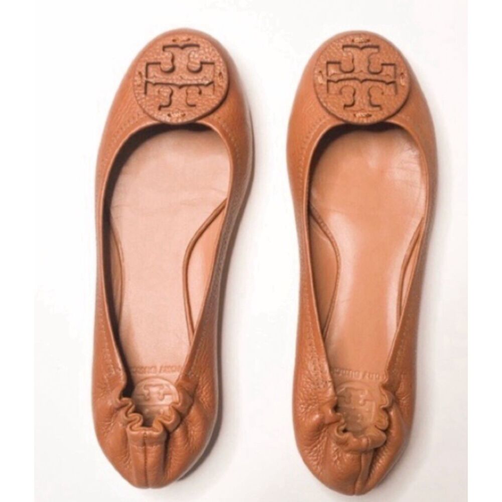 Tory Burch Reva Tumbled Leather Logo Ballet Flats Tan Camel Size 8